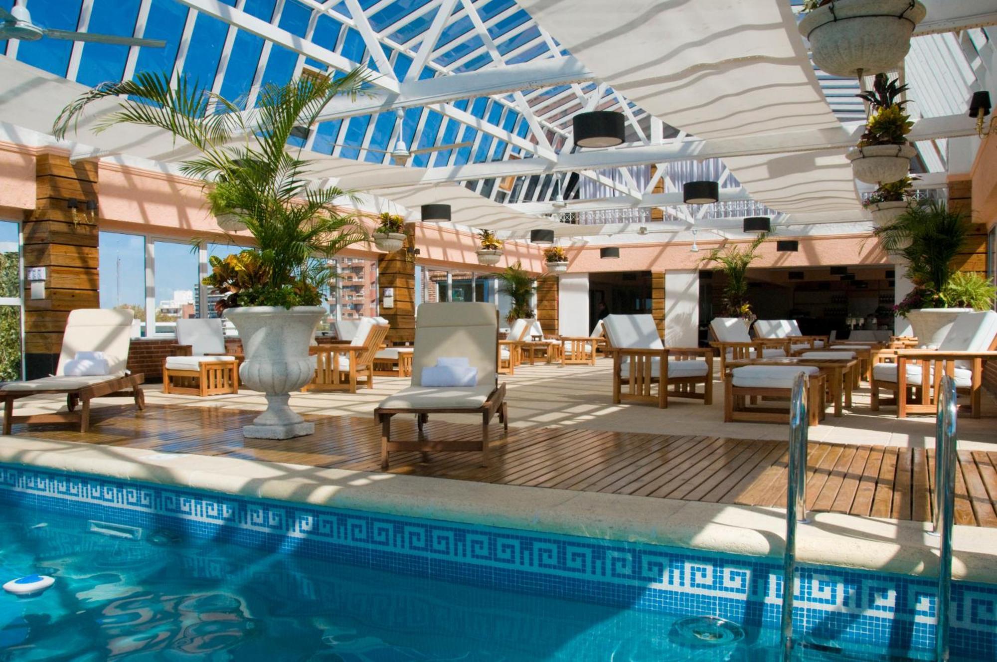Ramada By Wyndham Buenos Aires Hotell Vicente López Exteriör bild