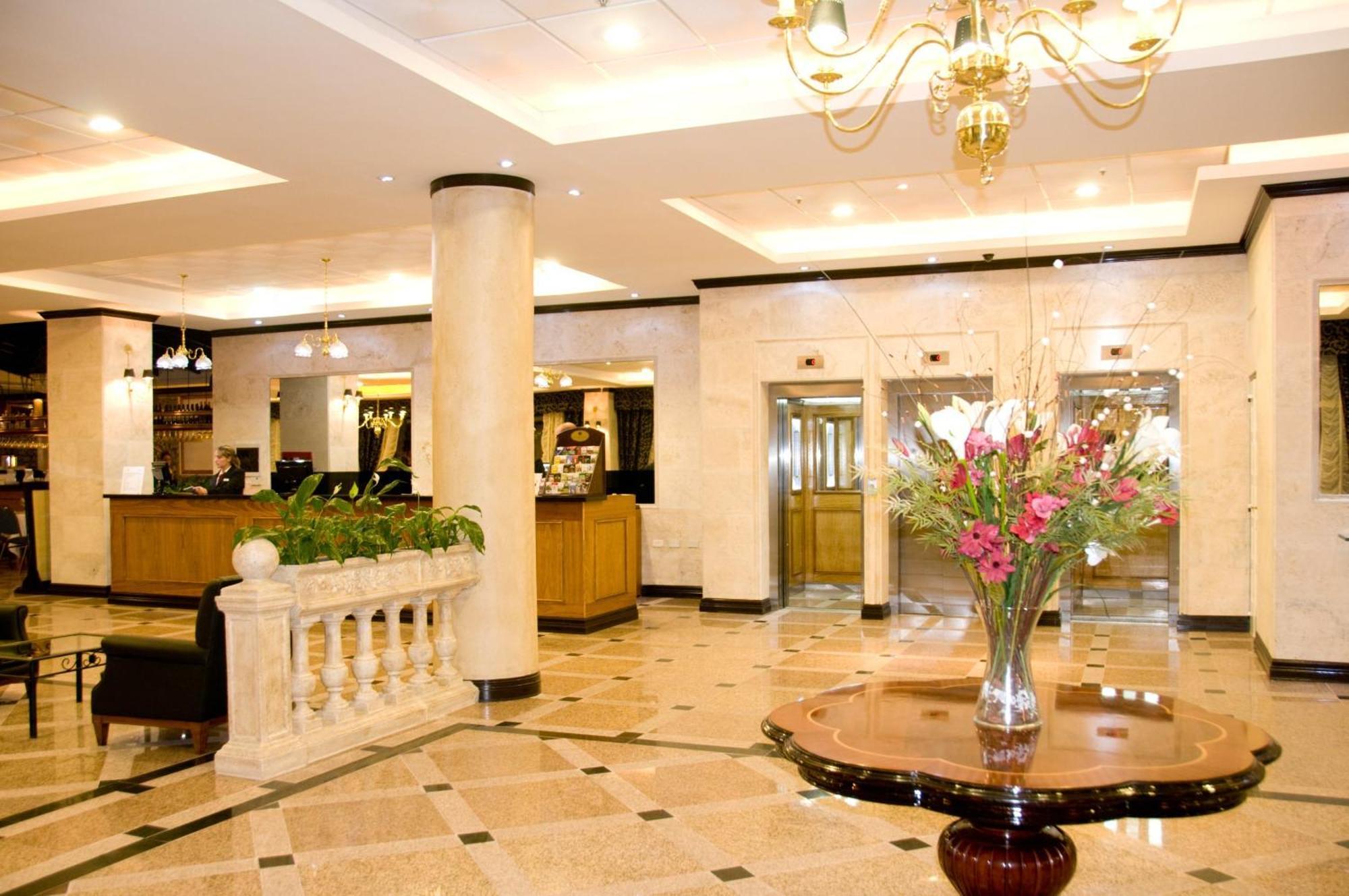Ramada By Wyndham Buenos Aires Hotell Vicente López Inreriör bild