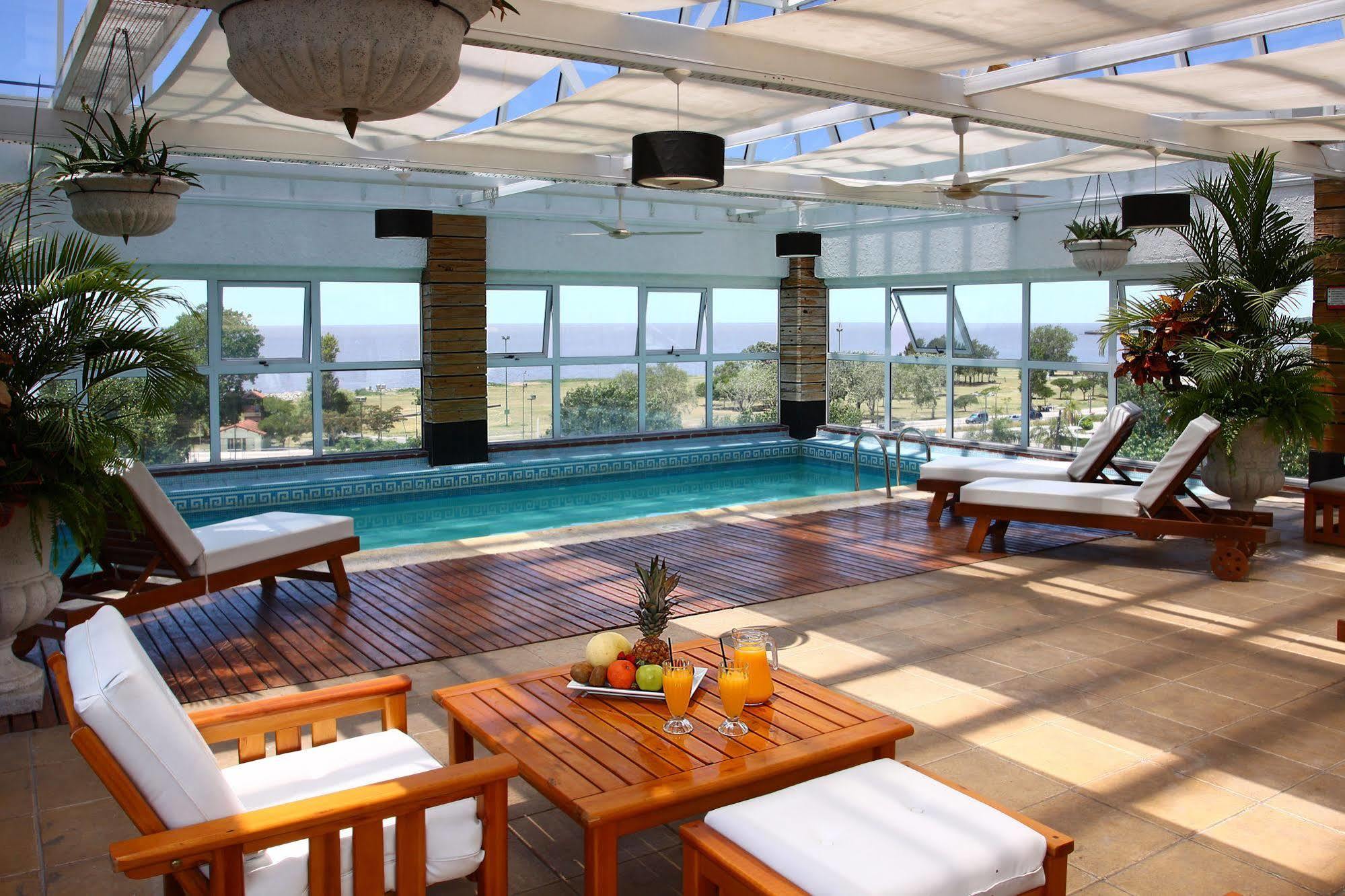 Ramada By Wyndham Buenos Aires Hotell Vicente López Exteriör bild