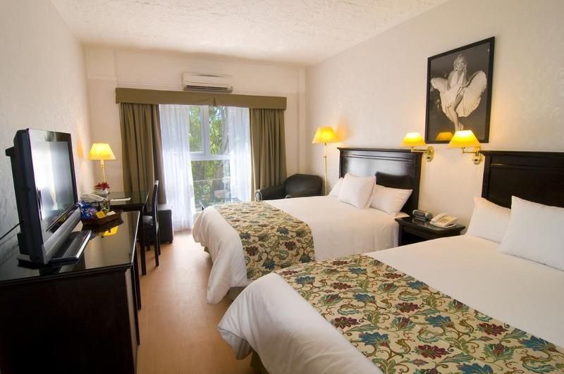 Ramada By Wyndham Buenos Aires Hotell Vicente López Exteriör bild